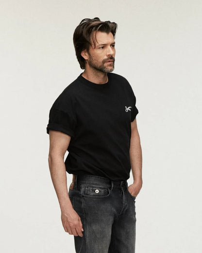 Den Ham Denham Stencil SS Tee – Zwart