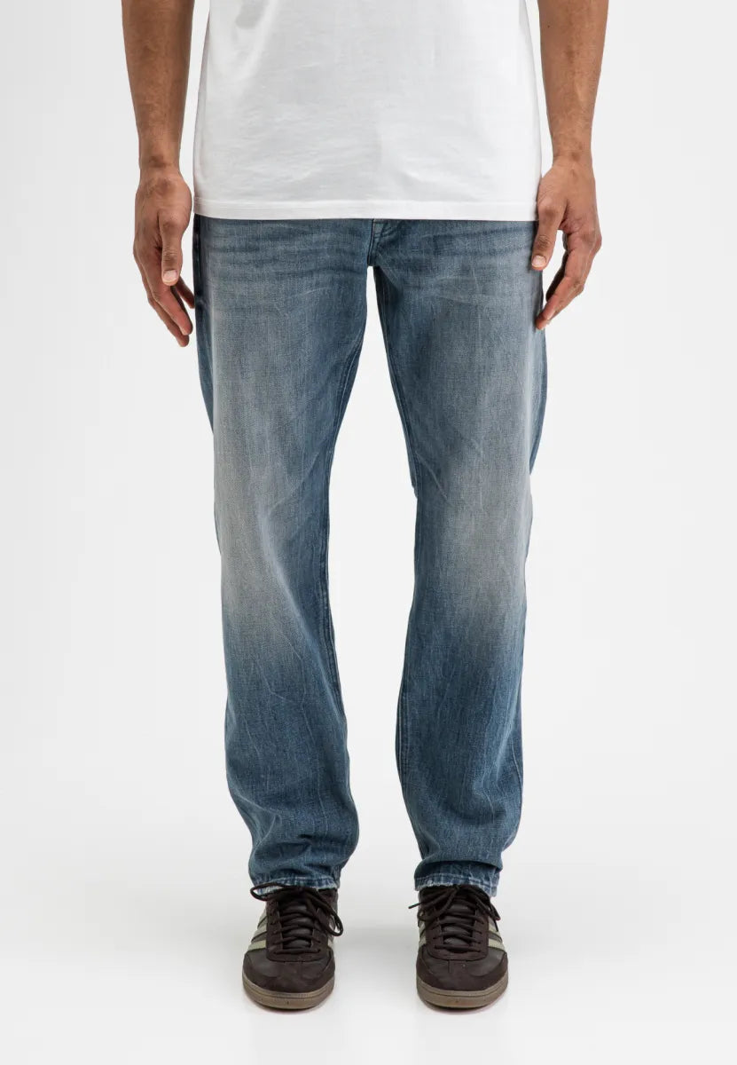 Butcher of Butcher of Blue Stockton Straight Fog Denim – Medium Aged